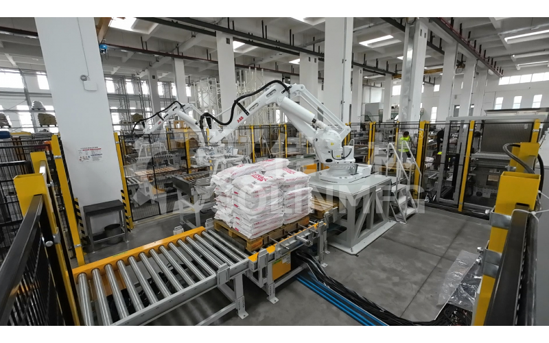 編織袋類(lèi)產(chǎn)品用自動(dòng)碼垛裹膜生產(chǎn)線