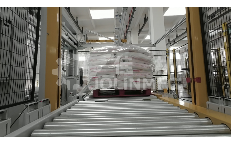 編織袋類(lèi)產(chǎn)品用自動(dòng)碼垛裹膜生產(chǎn)線